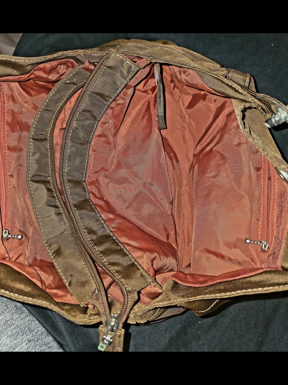 Baggallini Hampton Shoulder Bag